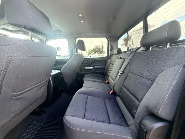 Chevrolet Silverado 1500 Vehicle Full-screen Gallery Image 11
