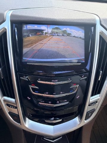 Cadillac SRX Vehicle Full-screen Gallery Image 13