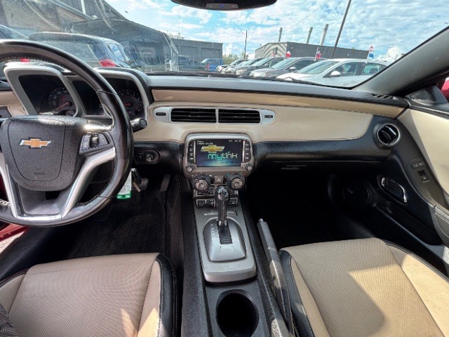 Chevrolet Camaro Vehicle Full-screen Gallery Image 06
