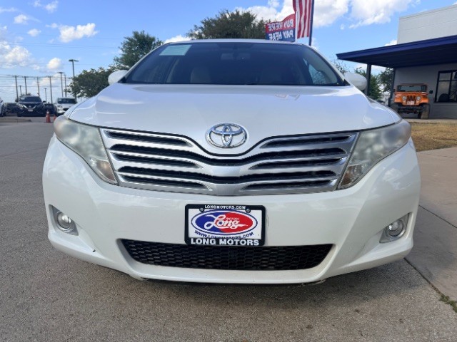 Toyota Venza Vehicle Full-screen Gallery Image 02