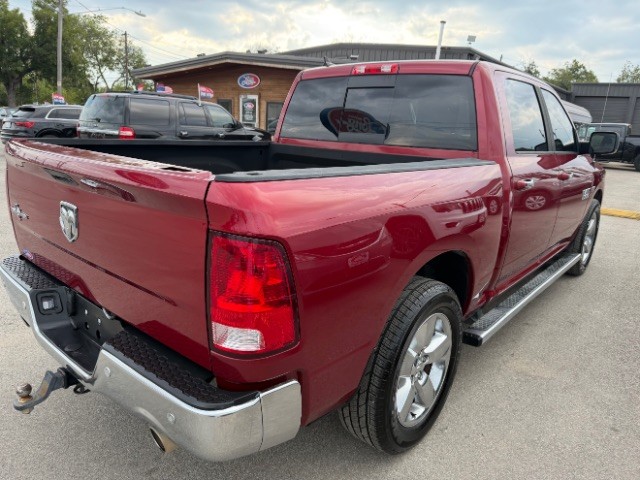 Ram 1500 Vehicle Full-screen Gallery Image 05