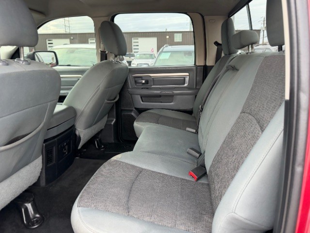 Ram 1500 Vehicle Full-screen Gallery Image 06