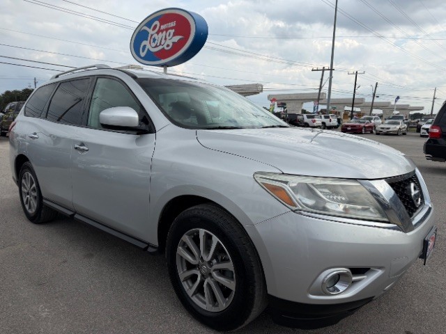 more details - nissan pathfinder