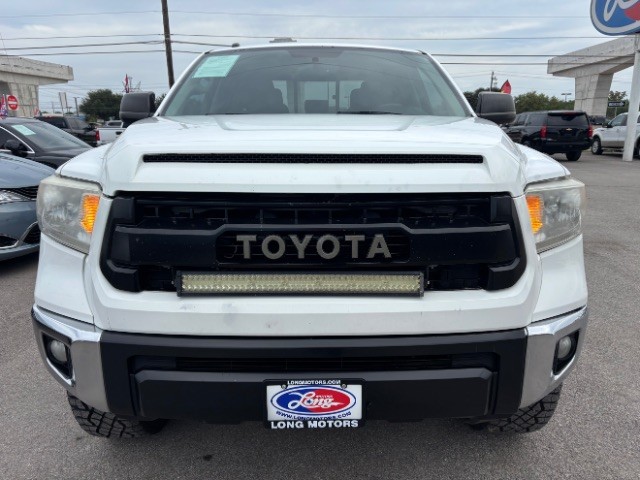 Toyota Tundra 2WD Vehicle Full-screen Gallery Image 02