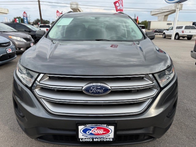 Ford Edge Vehicle Full-screen Gallery Image 02