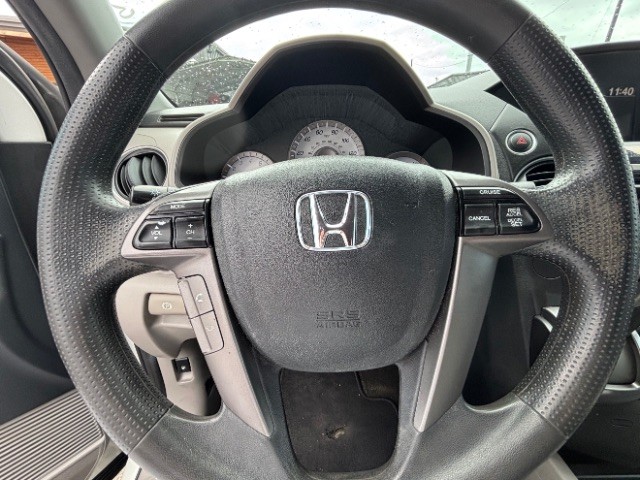 Honda Pilot Vehicle Full-screen Gallery Image 13