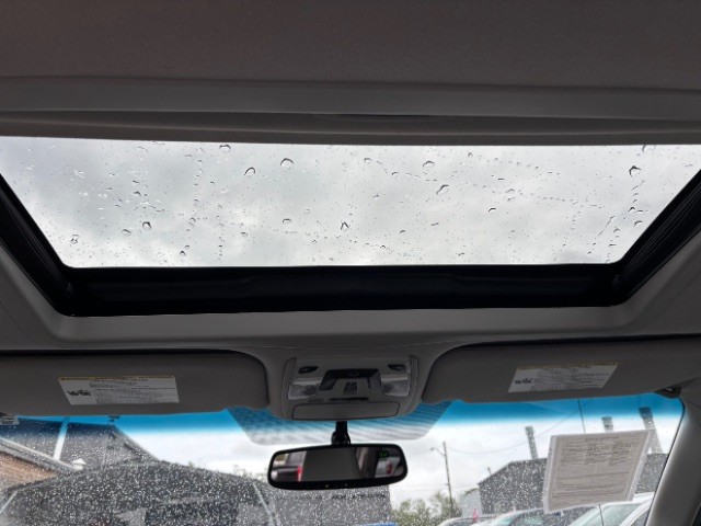 Toyota Sienna Vehicle Full-screen Gallery Image 10