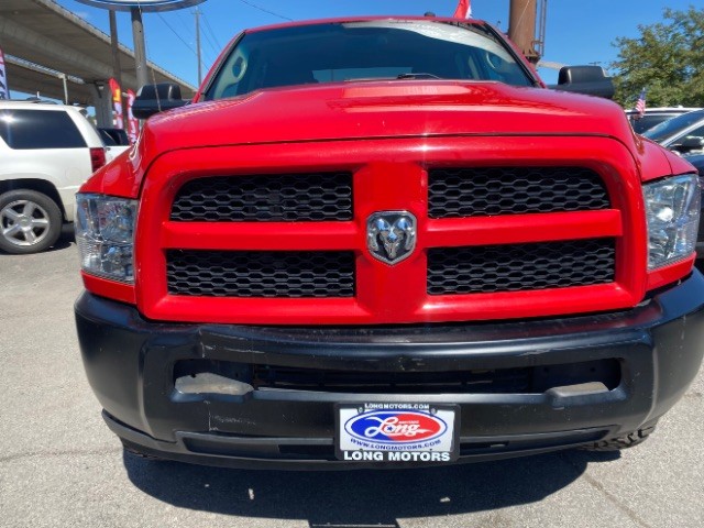 Ram 2500 Vehicle Full-screen Gallery Image 02