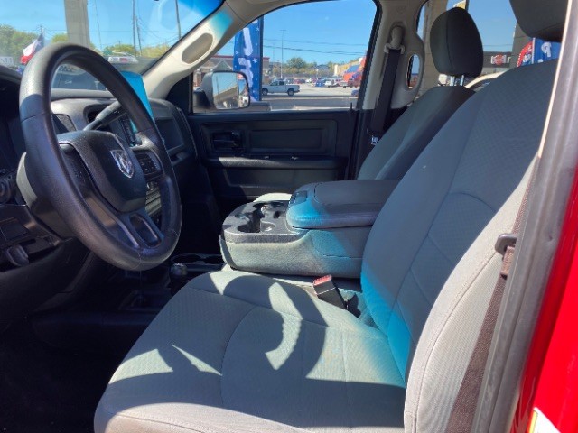 Ram 2500 Vehicle Full-screen Gallery Image 08