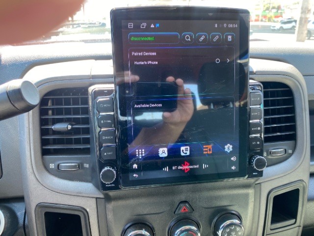 Ram 2500 Vehicle Full-screen Gallery Image 13
