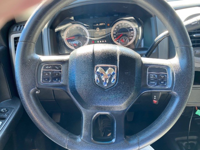 Ram 2500 Vehicle Full-screen Gallery Image 14