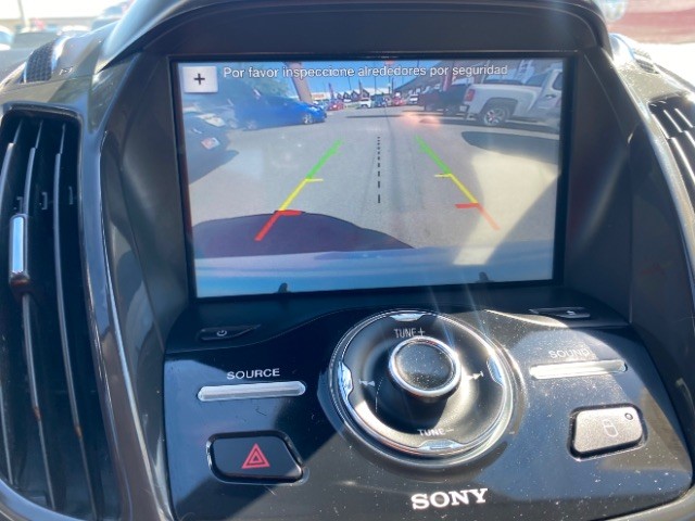Ford Escape Vehicle Full-screen Gallery Image 11