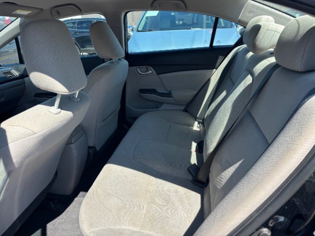 Honda Civic Sedan Vehicle Full-screen Gallery Image 06