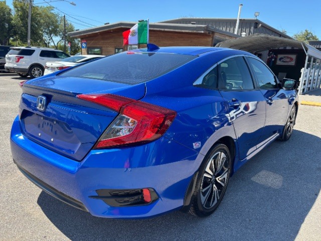 Honda Civic Sedan Vehicle Full-screen Gallery Image 05