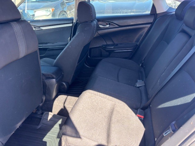 Honda Civic Sedan Vehicle Full-screen Gallery Image 06