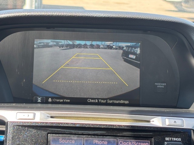 Honda Accord Sedan Vehicle Full-screen Gallery Image 11