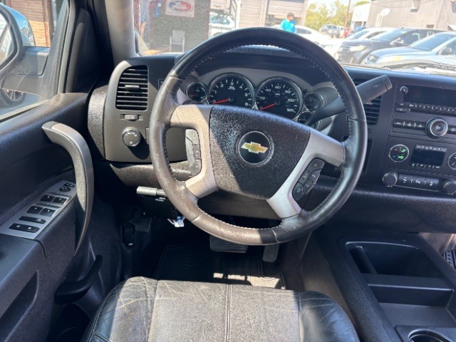 Chevrolet Silverado 1500 Vehicle Full-screen Gallery Image 08