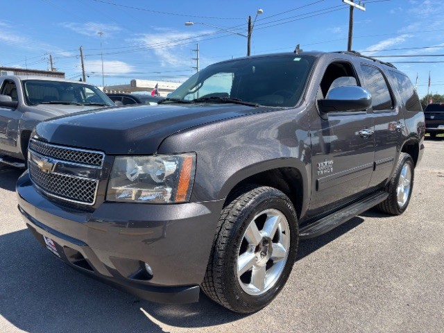 Chevrolet Tahoe Vehicle Full-screen Gallery Image 03