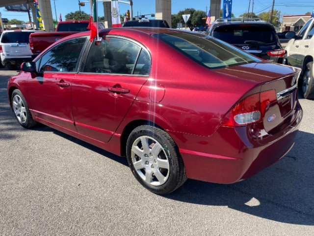 Honda Civic Sedan Vehicle Full-screen Gallery Image 05