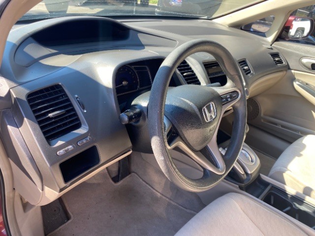 Honda Civic Sedan Vehicle Full-screen Gallery Image 09