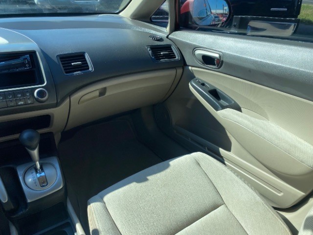 Honda Civic Sedan Vehicle Full-screen Gallery Image 10