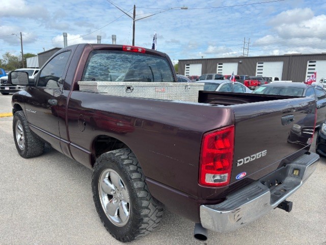 Dodge Ram 1500 Vehicle Full-screen Gallery Image 04