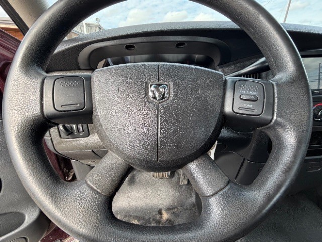 Dodge Ram 1500 Vehicle Full-screen Gallery Image 09