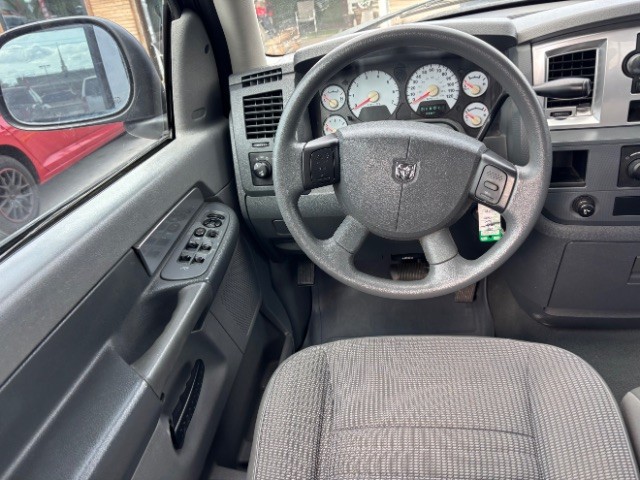 Dodge Ram 1500 Vehicle Full-screen Gallery Image 08