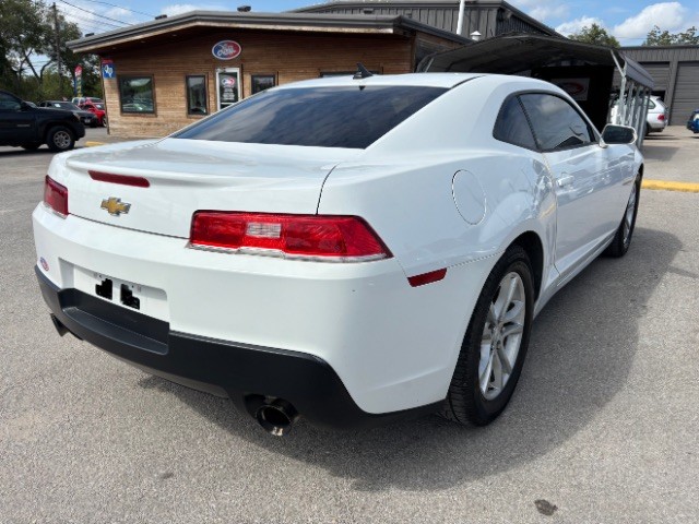 Chevrolet Camaro Vehicle Full-screen Gallery Image 05