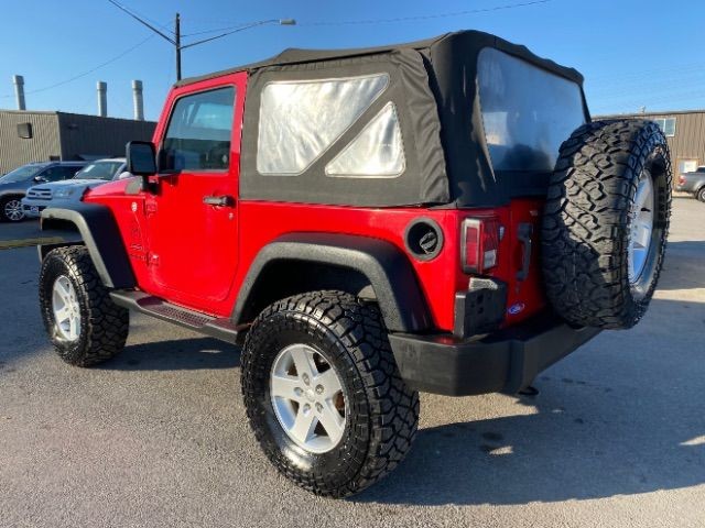 Jeep Wrangler Vehicle Full-screen Gallery Image 04