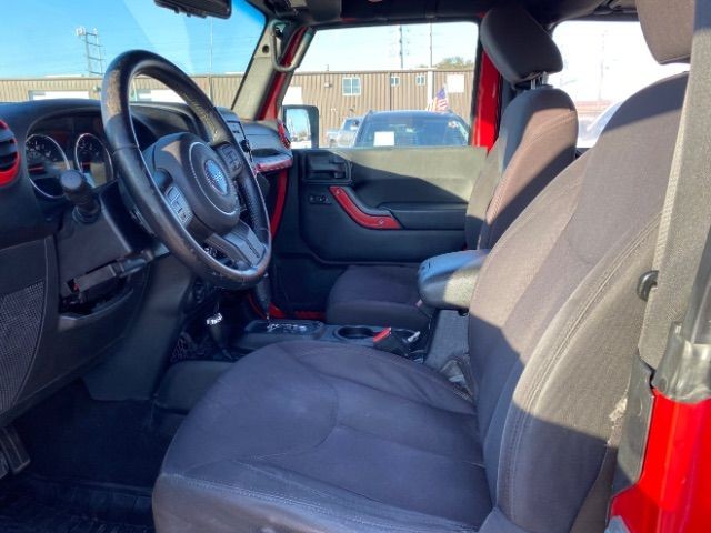 Jeep Wrangler Vehicle Full-screen Gallery Image 08