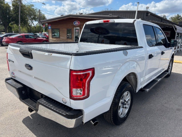 Ford F-150 Vehicle Full-screen Gallery Image 05