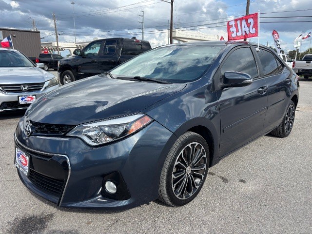 Toyota Corolla Vehicle Full-screen Gallery Image 03