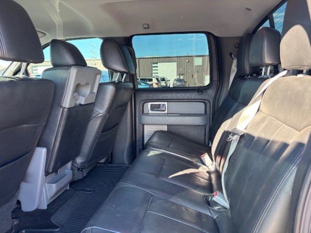 Ford F-150 Vehicle Full-screen Gallery Image 06