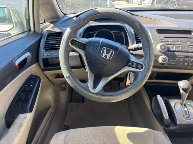 Honda Civic Sedan Vehicle Full-screen Gallery Image 08