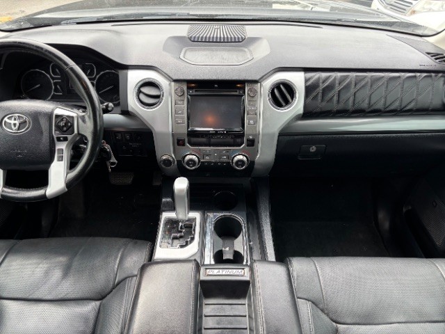 2019 Toyota Tundra 4WD SR5 5.7L V8, photo 8