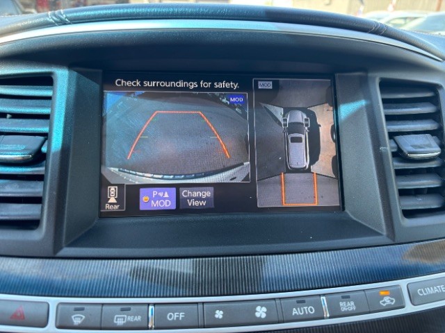 INFINITI QX60 Vehicle Full-screen Gallery Image 13