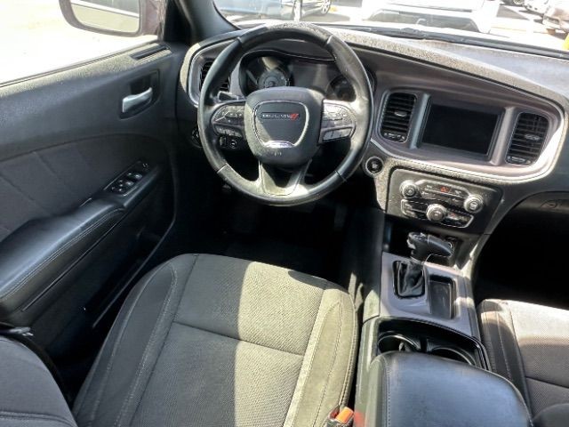 Dodge Charger Vehicle Full-screen Gallery Image 07