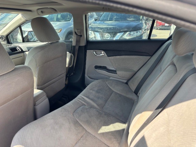 Honda Civic Sedan Vehicle Full-screen Gallery Image 06