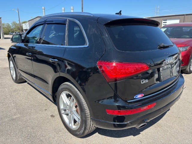 Audi Q5 Vehicle Full-screen Gallery Image 04