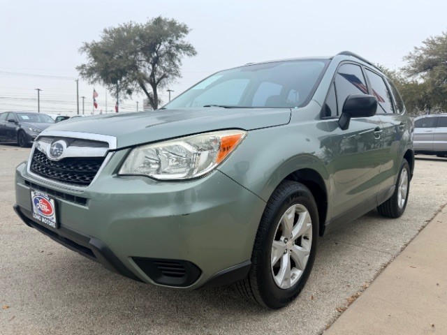 Subaru Forester Vehicle Full-screen Gallery Image 03
