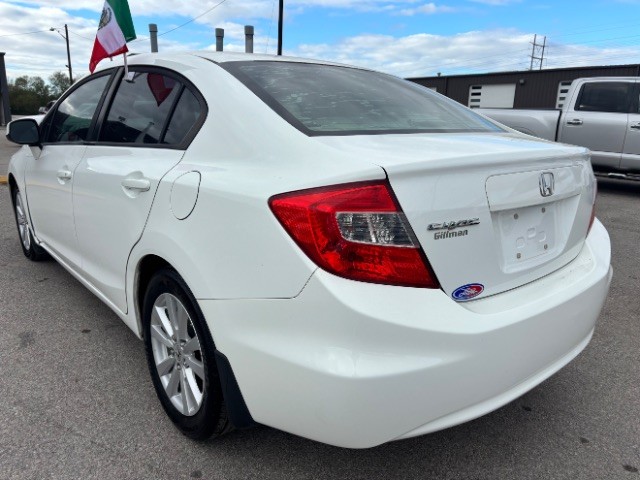 Honda Civic Sedan Vehicle Full-screen Gallery Image 04