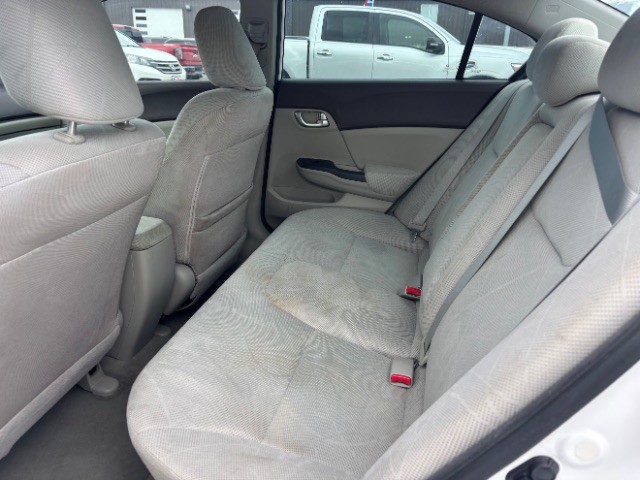 Honda Civic Sedan Vehicle Full-screen Gallery Image 06