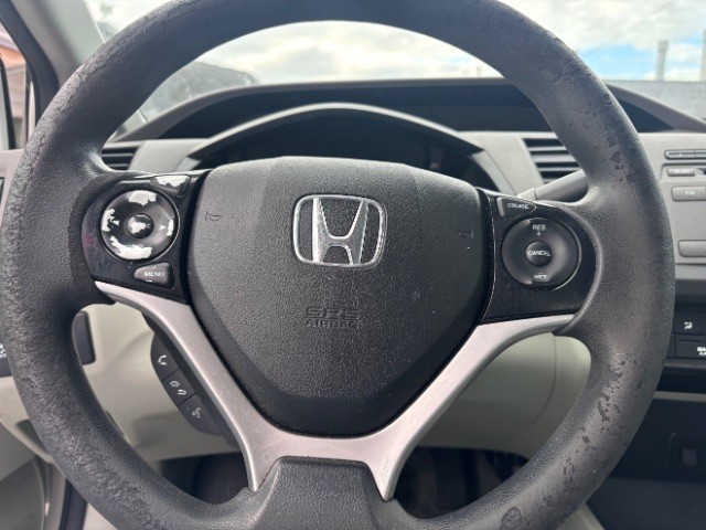 Honda Civic Sedan Vehicle Full-screen Gallery Image 12
