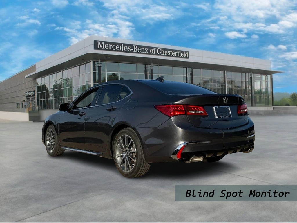 Acura TLX Vehicle Full-screen Gallery Image 03