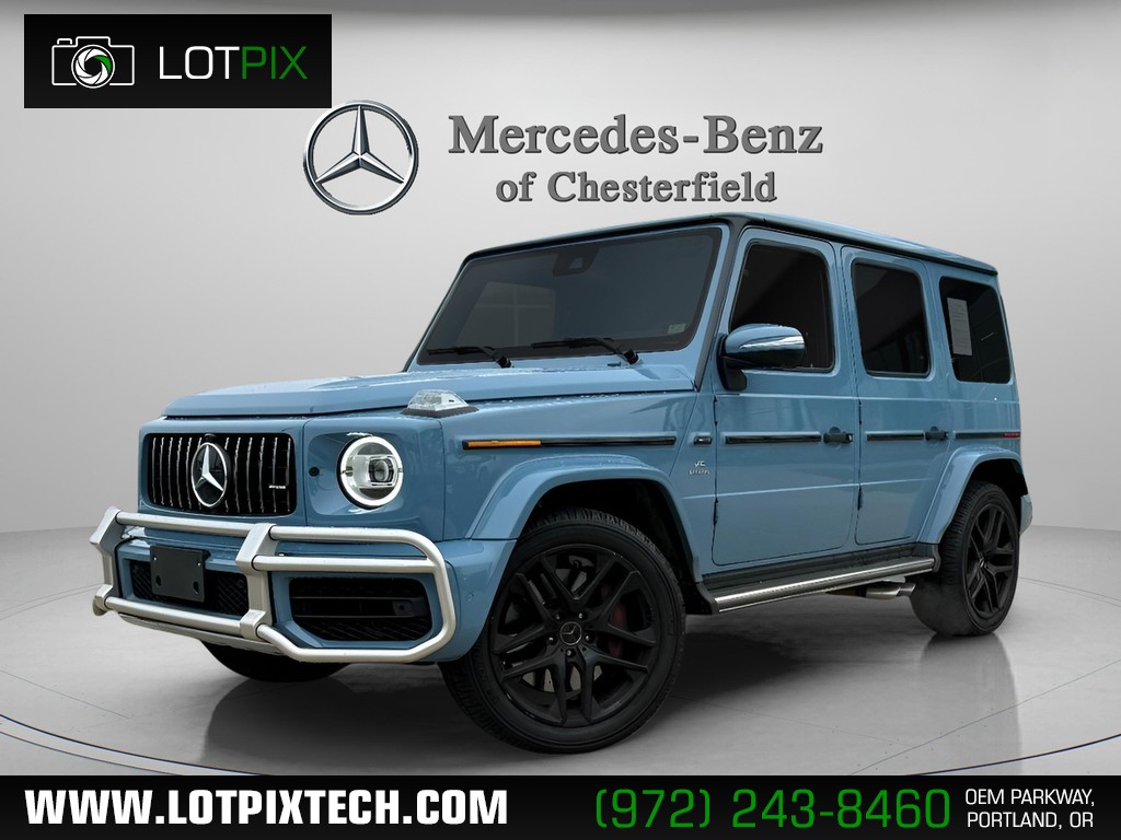 Mercedes-Benz G-Class Vehicle Full-screen Gallery Image 01