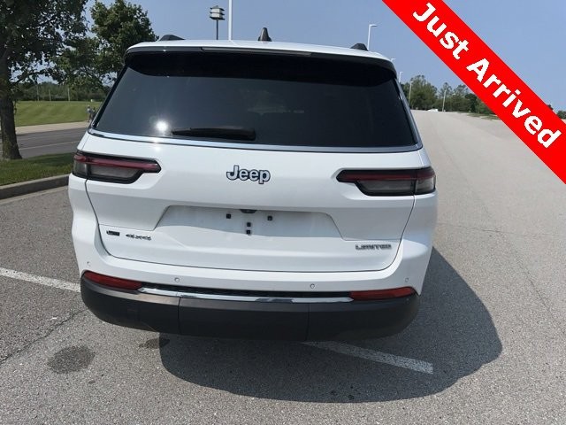 Jeep Grand Cherokee L Vehicle Full-screen Gallery Image 04