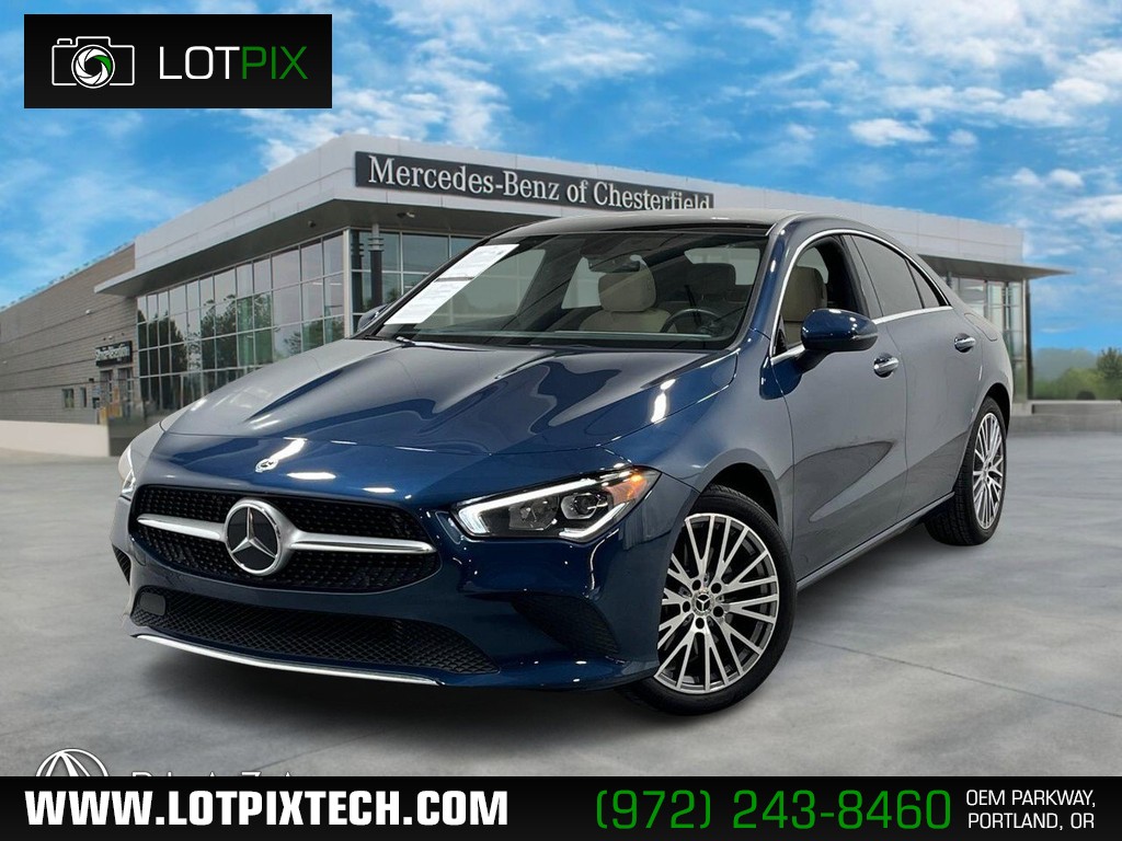 Mercedes-Benz CLA Vehicle Full-screen Gallery Image 01