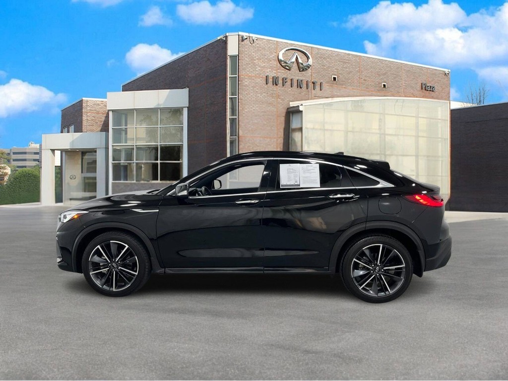 INFINITI QX55 Vehicle Full-screen Gallery Image 02