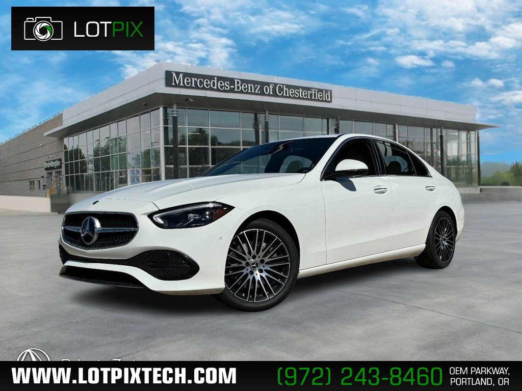 Mercedes-Benz C-Class Vehicle Full-screen Gallery Image 01